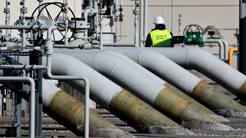 Фото - «Газпром» заявил о полной остановке поставок газа по «Северному потоку»