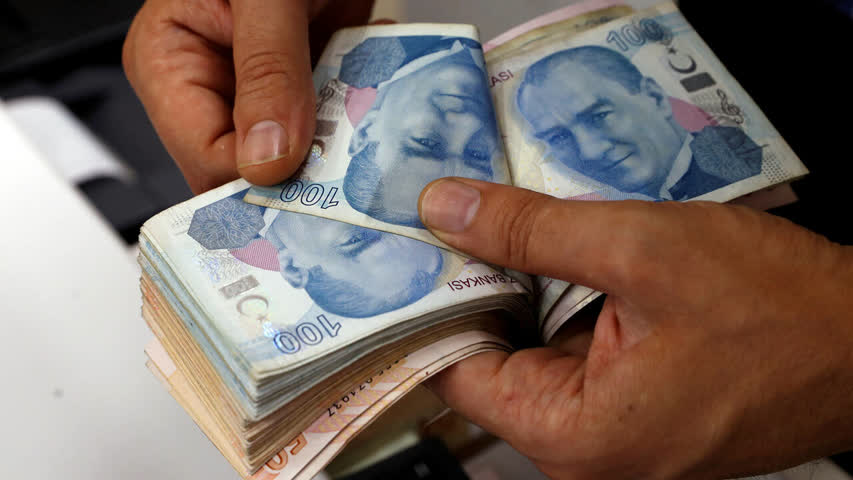 Фото - «Главную кубышку» России собрались пополнять рупиями и лирами