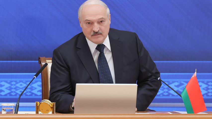 Фото - Лукашенко запретил ценам расти
